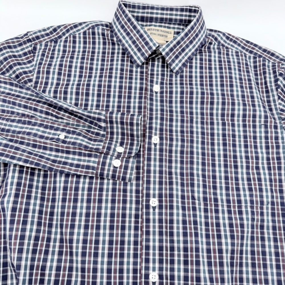 Duluth Trading Co Wrinklefighter Button Down Mens Large Navy Plaid Cotton Shirt